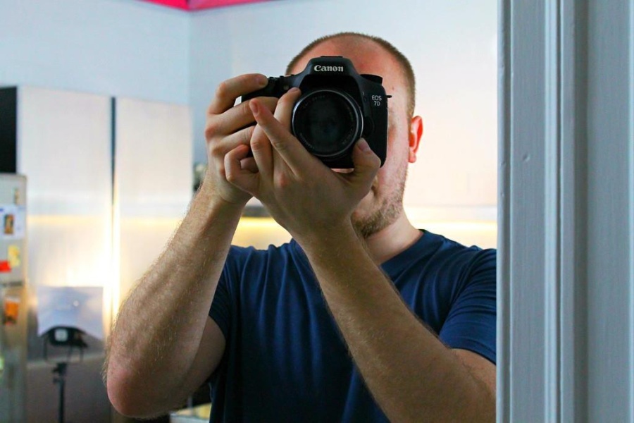 La escalofriante historia de fantasmas detrás de esta foto que involucra a un famoso