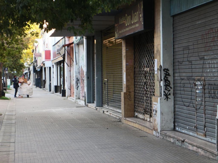 Ya es oficial: Provincia ayudará a pymes de La Plata con el 50% del salario