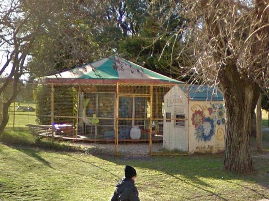 Calesitero platense: ”Son nuestras primeras vacaciones sin trabajar y nos preocupa la sortija”