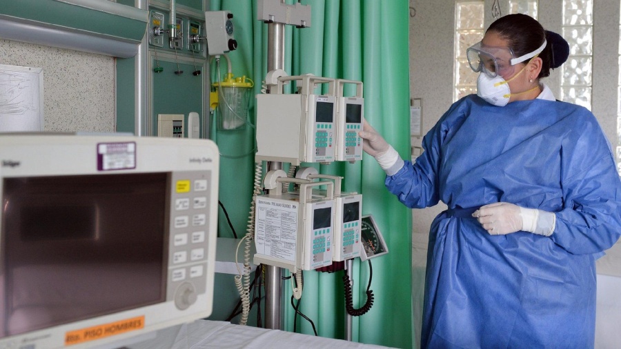 La curva de La Plata volvió a subir y supera los 100 infectados diarios: el uso de camas es estable y la situación está controlada