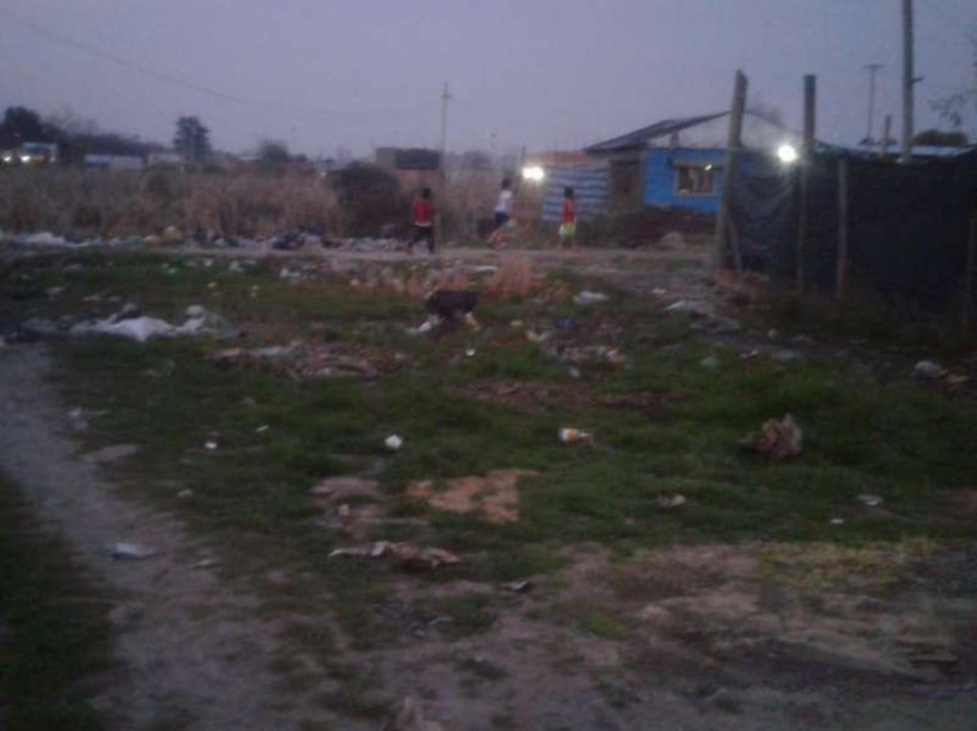 Barrios populares de La Plata se sienten olvidados por el municipio: ”Garro nos ignora”