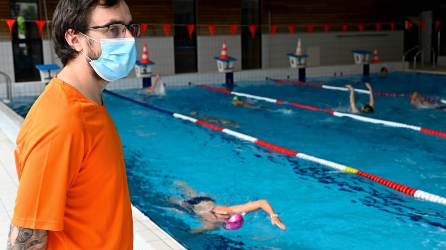 Así volverían los gimnasios y piletas de La Plata en la Fase 5: prohibidas las antiparras para nadar