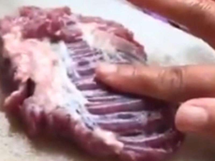 Increíble video de un churrasco que ”cobró vida” cuando iba a ser cortado