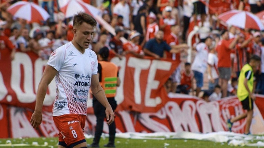  Maradona lo declaró prescindible y ahora jugará en la Primera Nacional 