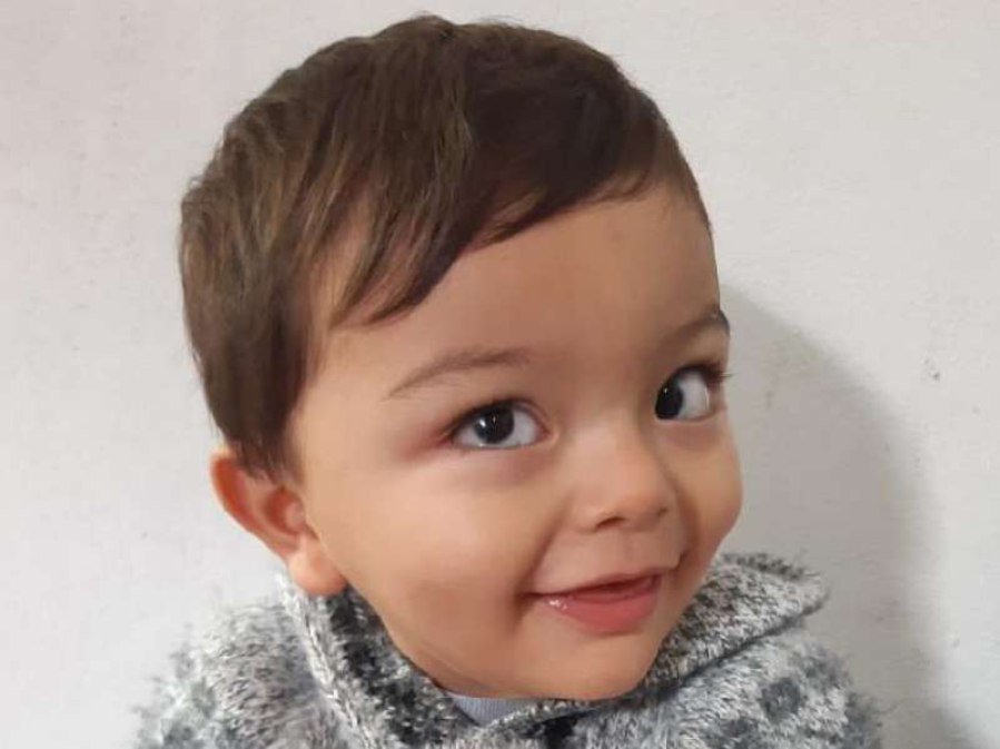 Un bebé de 2 años de La Plata necesita 90 mil pesos para afrontar su última operación y mejorar la visión