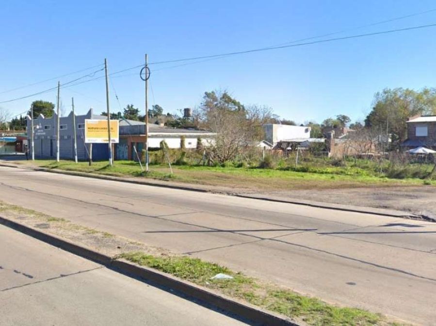 En La Plata denuncian que desde hace 2 años ABSA permite que se les inunde las calles