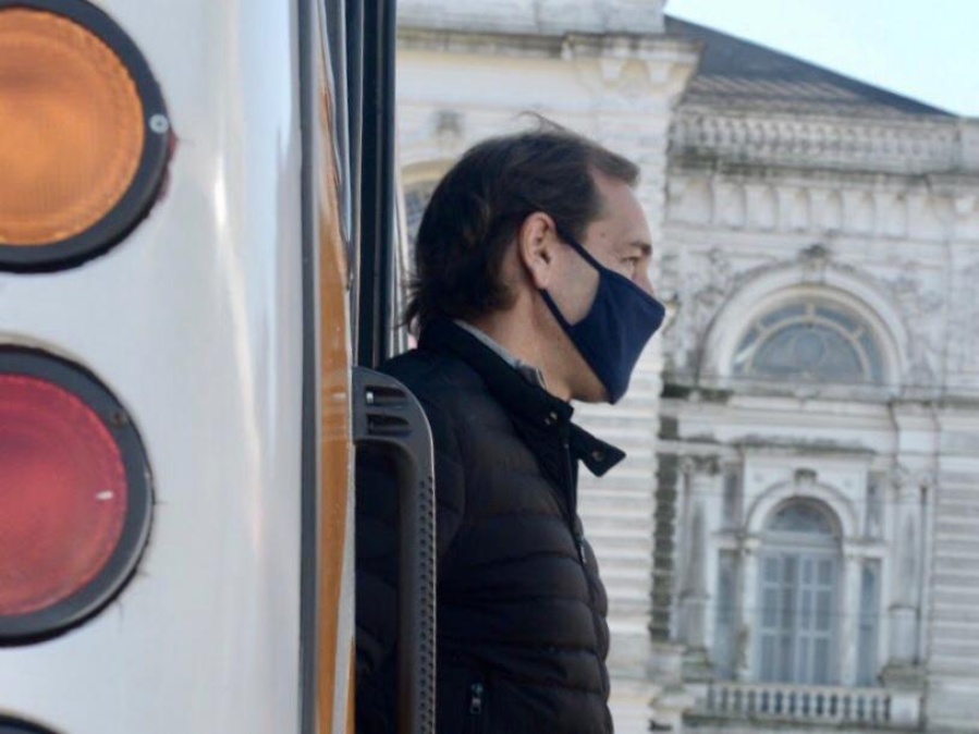 Garro evalúa hacer fuertes multas en La Plata por reuniones sociales o familiares