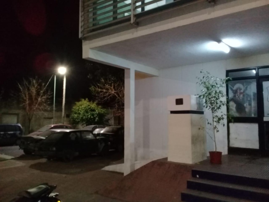 Vecina de Villa Elvira sacada con otra mujer: ”Cuando se vaya la gorra te prendo fuego la casa”