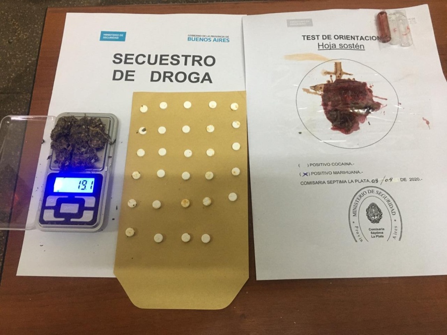 En una cárcel de La Plata, una madre le quiso dar 25 pastillas de Rivotril a su hijo en un pote de dulce de leche