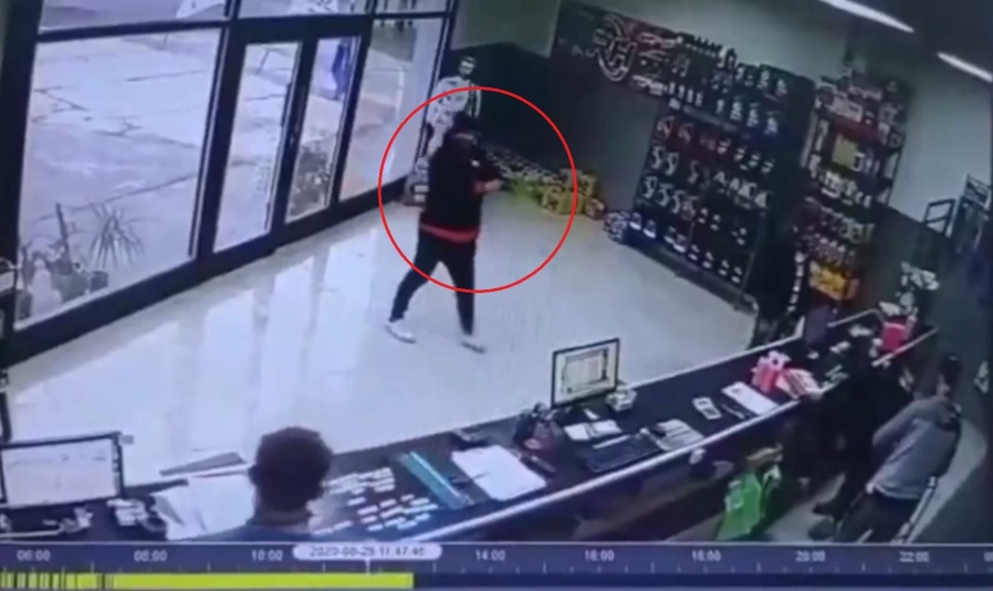 Cayó ”Sarna”, el ladrón que amenazó de muerte en 7 y 528: la cámara de seguridad fue clave