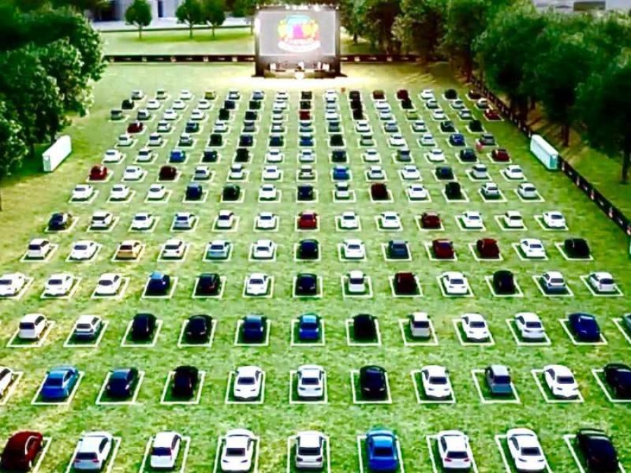 En campaña el autocine y la movida Flap! era gratuita, ahora 'La Muni' te la cobra $800