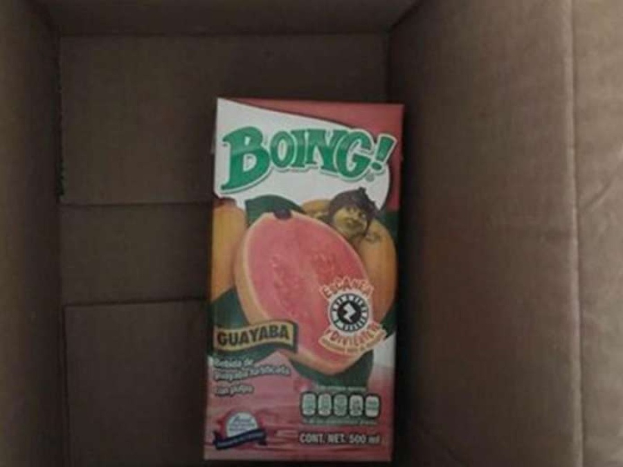 Un joven mexicano compró un teléfono en internet y le llego...¡una caja de jugo!