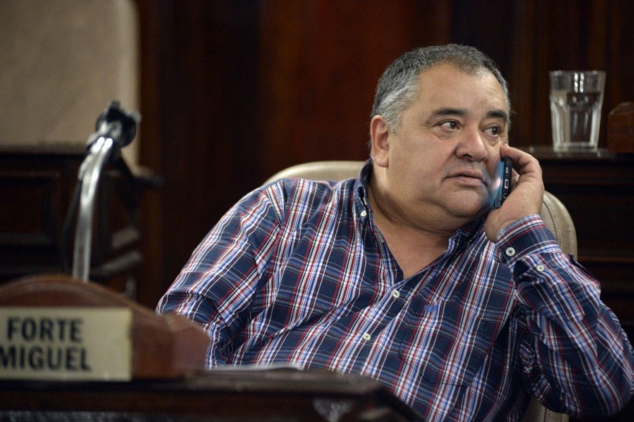 El Secretario General de Camioneros de La Plata y funcionario municipal Miguel Forte tiene COVID-19