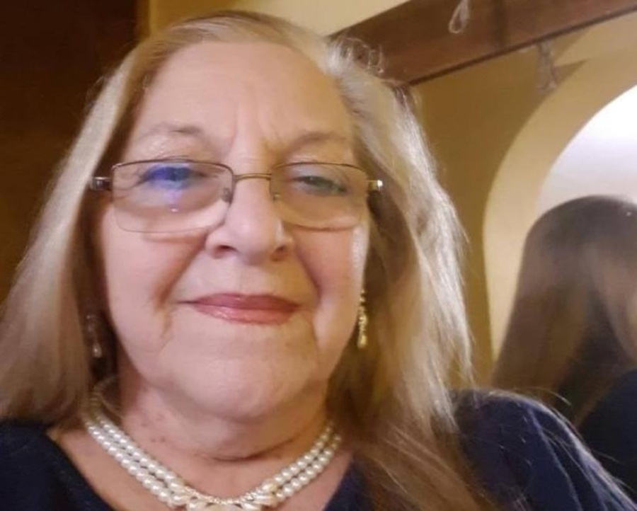 Vive en España y busca a dos primos en La Plata porque su hijo quedó solo: la emocionante historia de Lidia