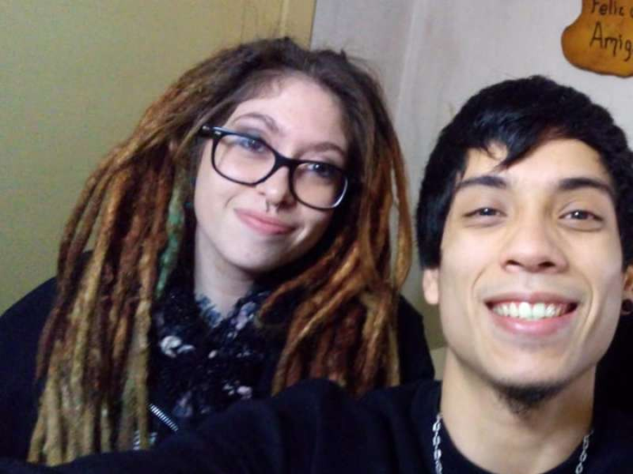 Fueron abandonados por su padre en La Plata y uno de ellos contó todo: ”Apareció para llevarse a vivir a mi hermano y cobrar su pensión por discapacidad”