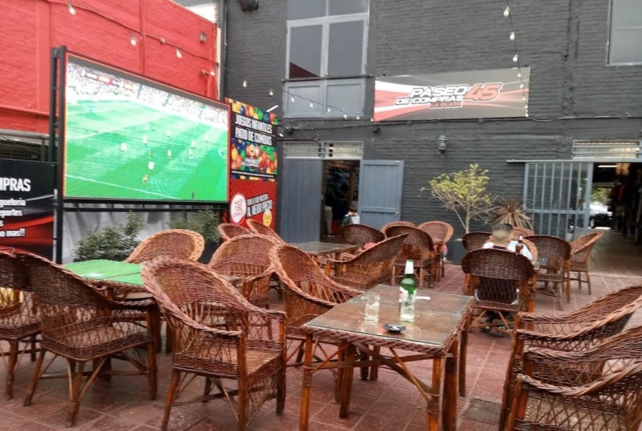 Con supuesto aval municipal, dos paseos comerciales de La Plata reabrirán pero no muestran el protocolo