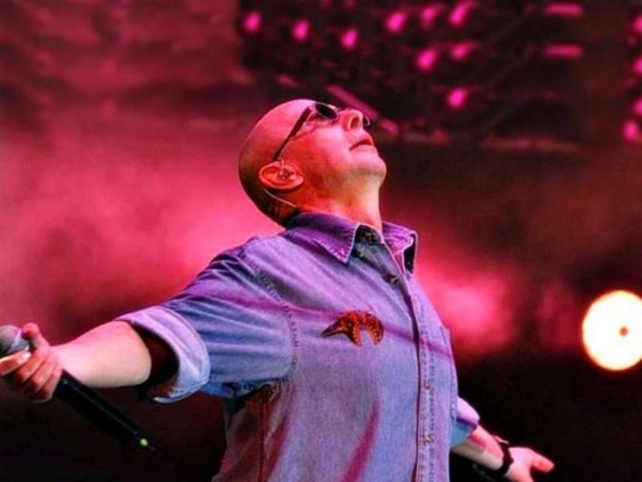 El Indio Solari publicó una foto inédita en La Plata y despertó la nostalgia de todos