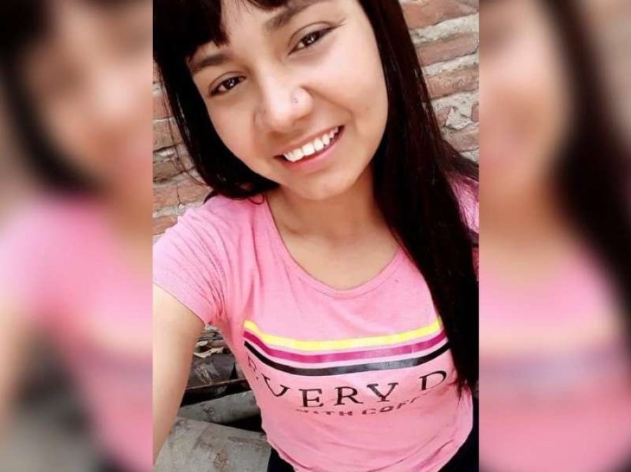 La atropellaron en La Plata, otro auto le pasó por encima y su familia pide que encuentren a los responsables: ”Una criatura está esperando a su mamá”