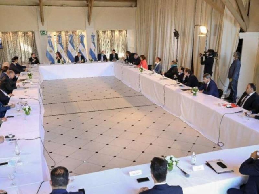 Los 24 gobernadores firmaron una carta llamando a la unidad y trabajar ”sin mezquindades”