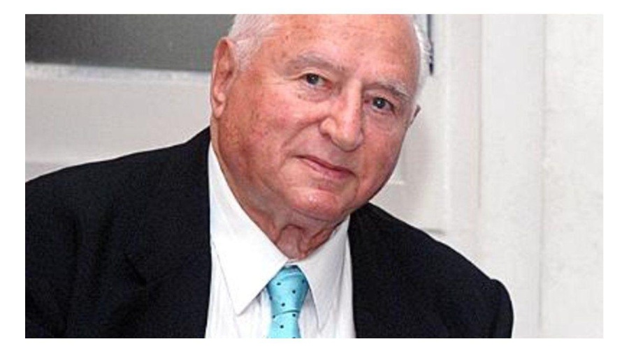 Los hinchas de Gimnasia buscan homenajear a Héctor Delmar 