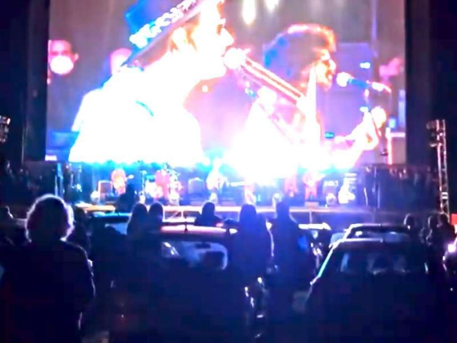 Se descontroló el autoconcierto de la República de los Niños: salieron todos de los autos