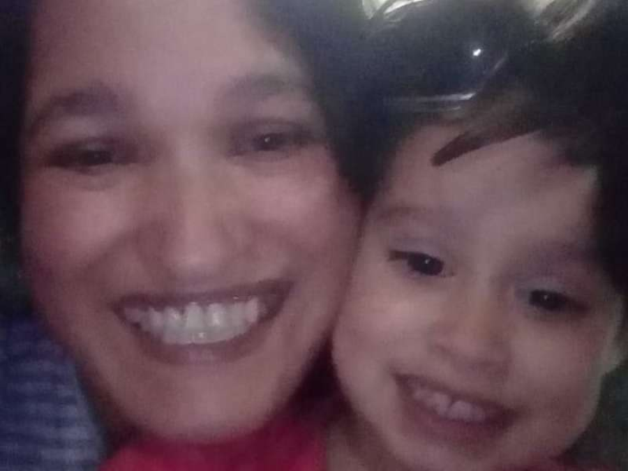 Sueña con festejar sus 3 años en La Plata y tener una torta y cotillón de Peppa Pig: ”Doy todo por verla feliz, pero no tengo dinero”