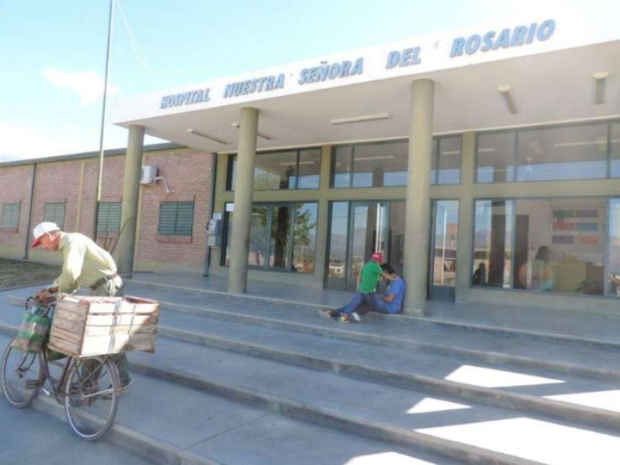 Un abuelo supo que su cuadro de COVID-19 empeoró y huyó del hospital para despedirse de su familia en Salta