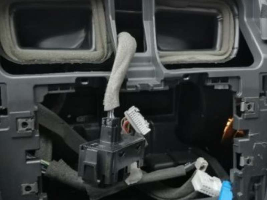 Les robaron el auto por segunda vez y recibieron una insólita respuesta de la Policía: ”Si pasa de vuelta podemos tomar acciones”