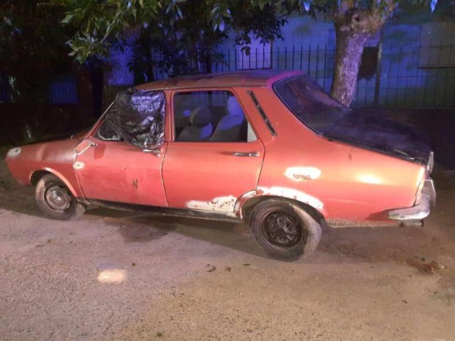 Cuatro hombres detenidos en Villa Elisa por entrar a una casa para robarse una garrafa y una guitarra criolla