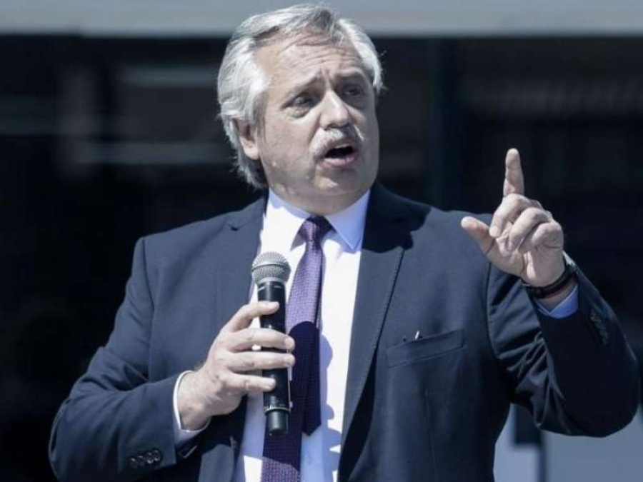 Alberto Fernández dijo que ”es imperdonable que haya indocumentados en Argentina”
