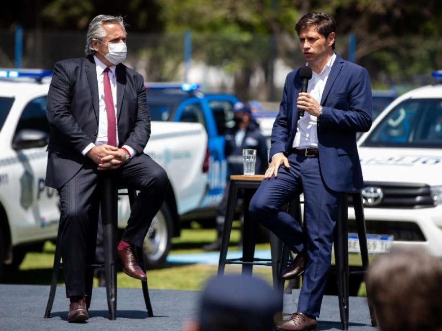Kicillof: ”Estamos dejando atrás ese escenario de tierra arrasada que había en materia salarial y en equipamiento de la fuerza policial en la provincia de Buenos Aires”