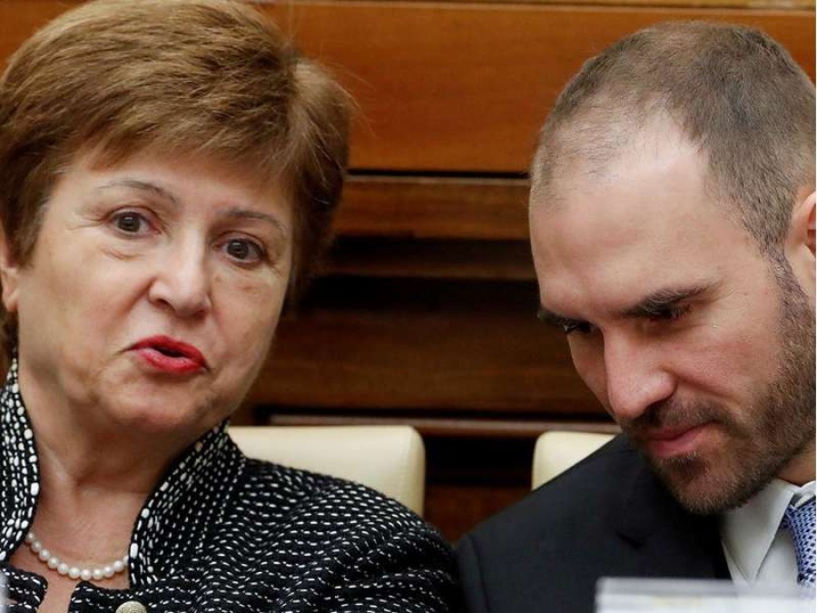 Para seguir renegociando la deuda, una nueva misión del FMI llegará el martes al país