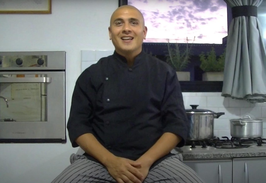 El chef platense Martín Pietromónaco te enseña a hacer sorrentinos de jamón crudo y queso caseros