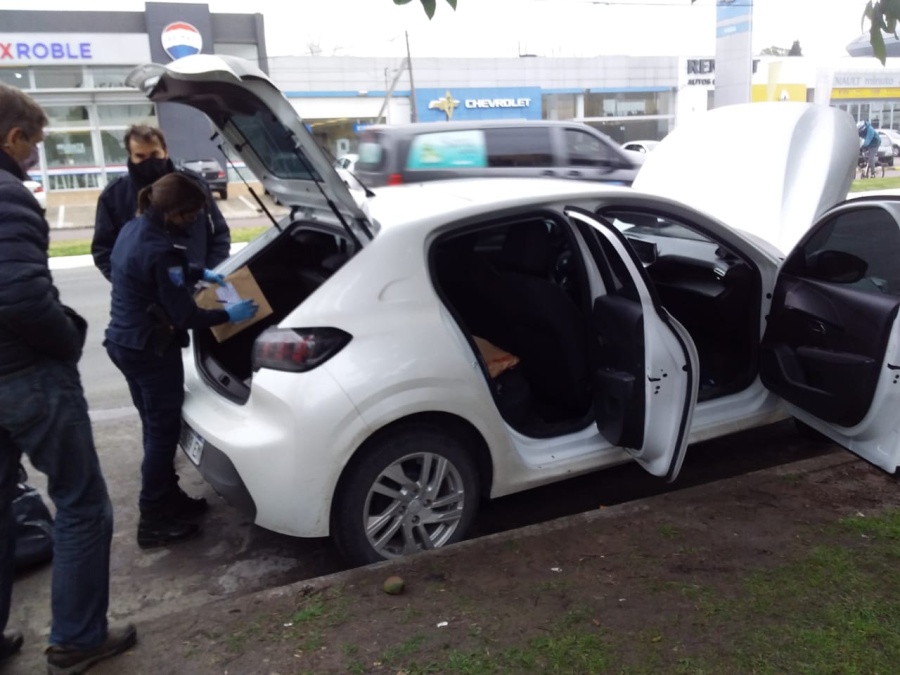 Detienen en Gonnet a dos delincuentes chilenos que realizaron al menos siete entraderas