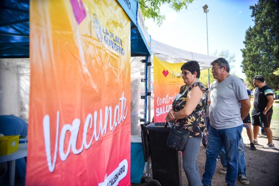 Servicios, trámites y espectáculos: el Municipio lleva ”Barrio x Barrio” a Olmos