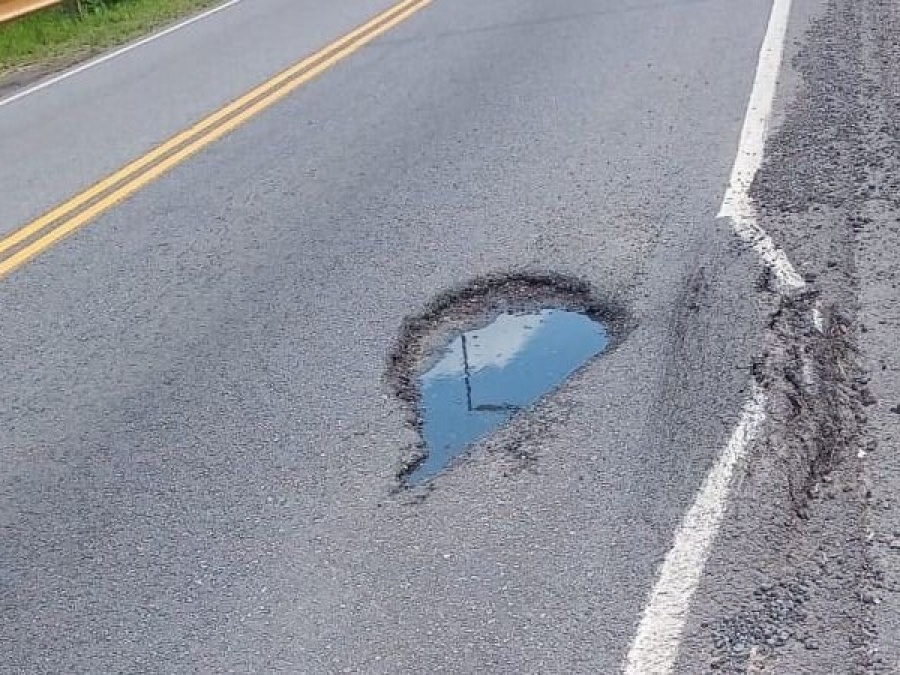 Vecinos pidieron urgente que reparen el asfalto en Camino General Belgrano y 509: ”Rompe todos los vehículos”