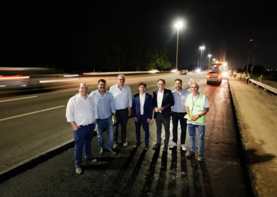 Kicillof supervisó la obra del cuarto carril de la Autopista Buenos Aires - La Plata