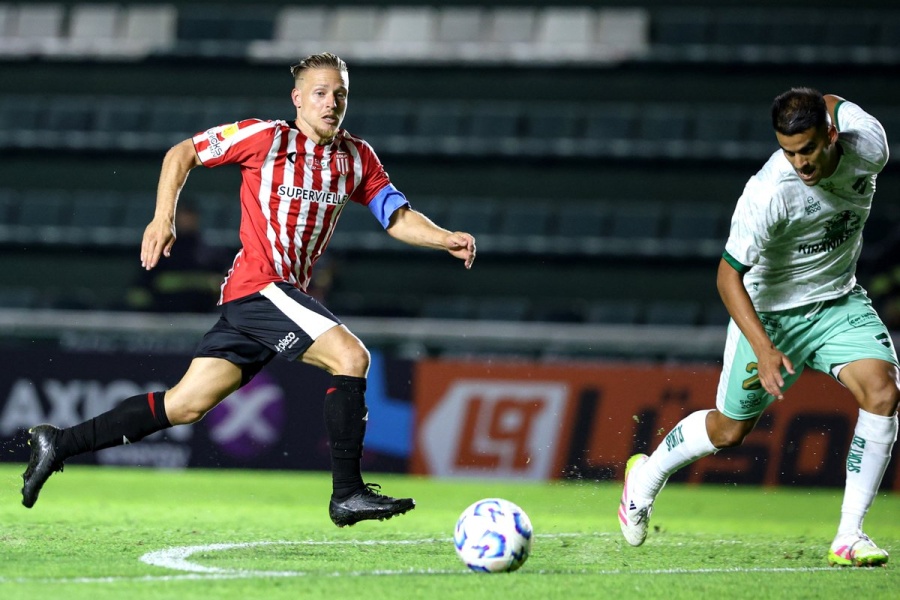 Ascacíbar no descartó una salida, bancó a Rojo y tiró un palito: ”Con lo del pasillo nos llovieron mensajes apoyando”