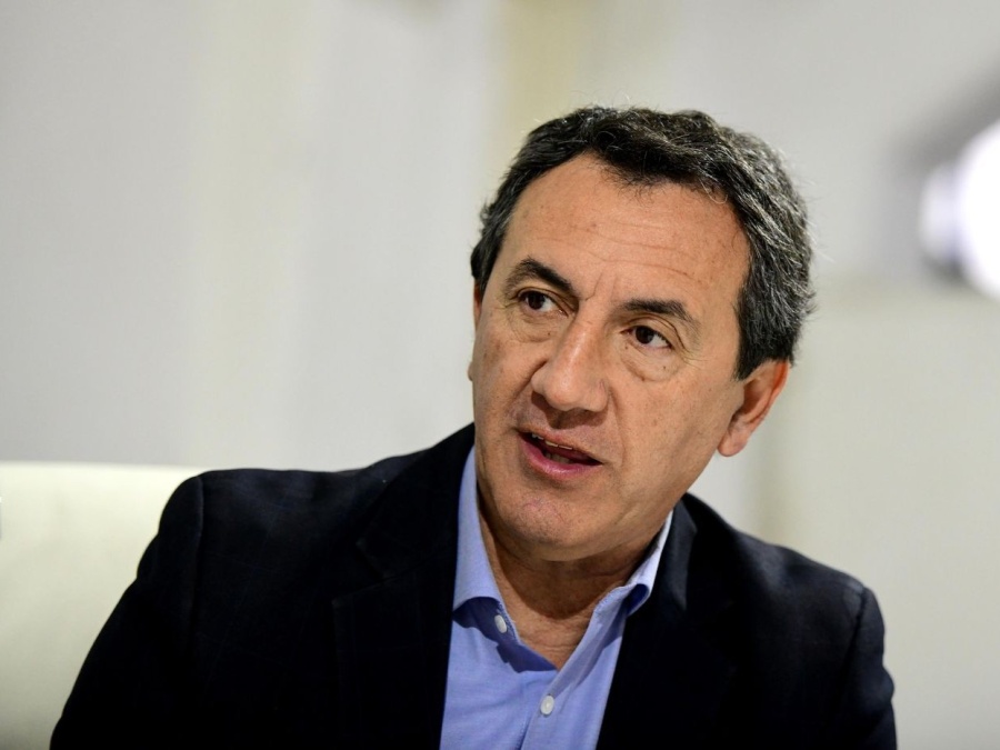 Los contrató Cowen, fueron apuestas muy fuertes de la anterior gestión y dejaron de pertenecer al Lobo