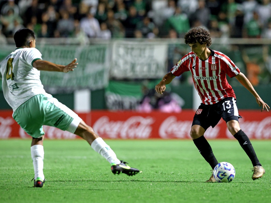 EN VIVO: Estudiantes derrota 2 a 0 a Ituzaingó y avanza de fase