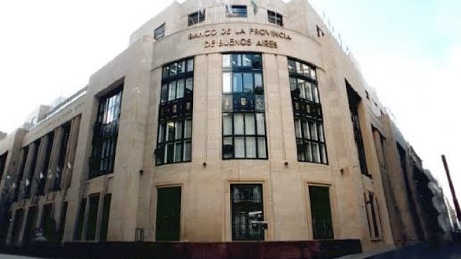 Un informe del Banco Provincia advierte que el nivel de endeudamiento familiar frenaría aún más el consumo