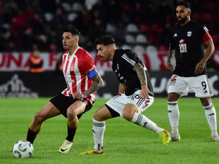 EN VIVO: Estudiantes iguala 0 a 0 ante Deportivo Riestra