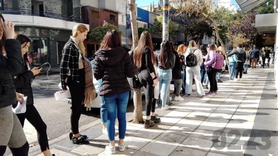 En Argentina hay dos millones de personas desocupadas