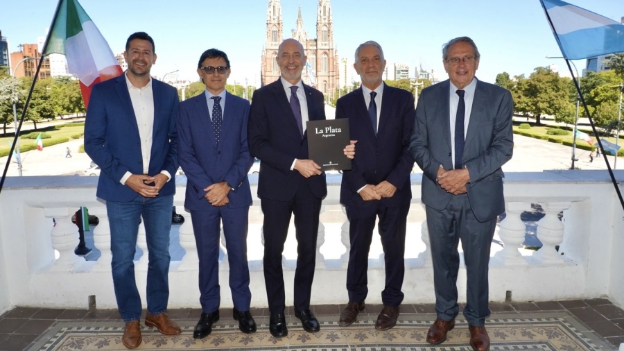Alak recibió al embajador de Italia para fortalecer los vínculos entre la capital bonaerense e Italia en distintos ámbitos