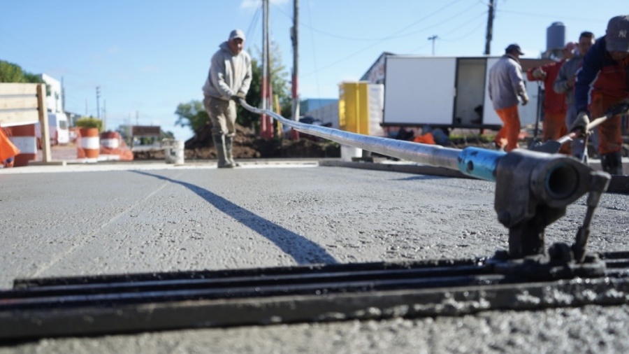 Avanza en La Plata la cuarta etapa del ensanche de avenida 60 en Los Hornos entre 146 y 149