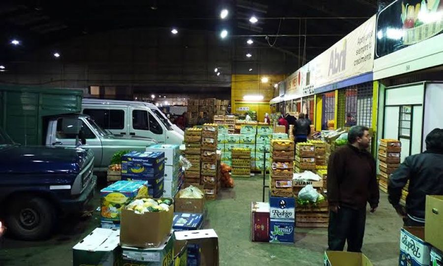 Le robaron 900 mil pesos a un puestero del Mercado Regional de La Plata