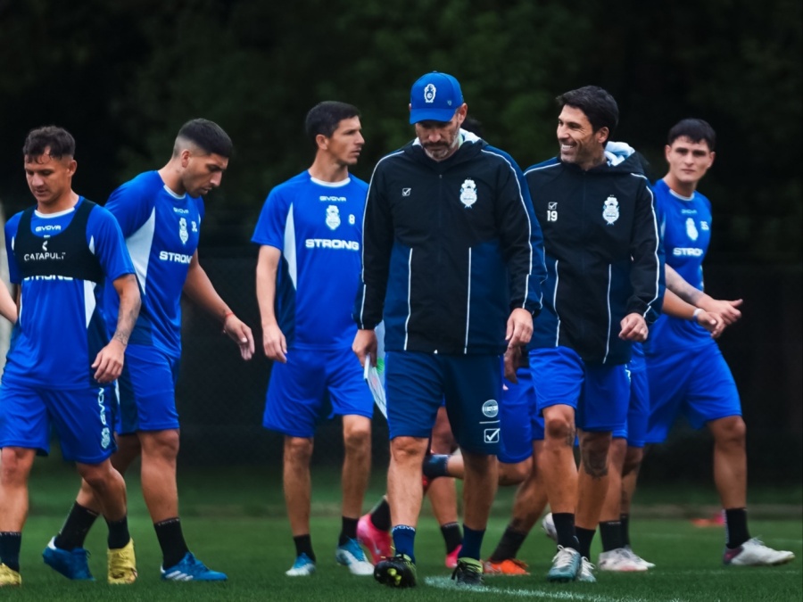 ¿Quiénes son los jugadores que Pereyra eligió para su tercer partido?