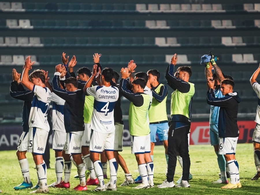 Las frenéticas horas que atravesó un futbolista del Lobo: De la desilusión a un impensado llamado