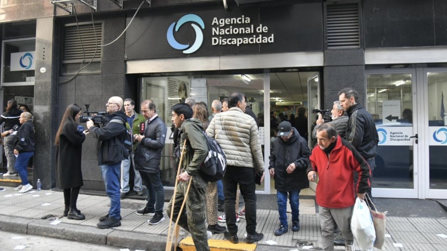 Informe oficial detectó sobreprecios de hasta 4239% en compras de Andis durante 2025