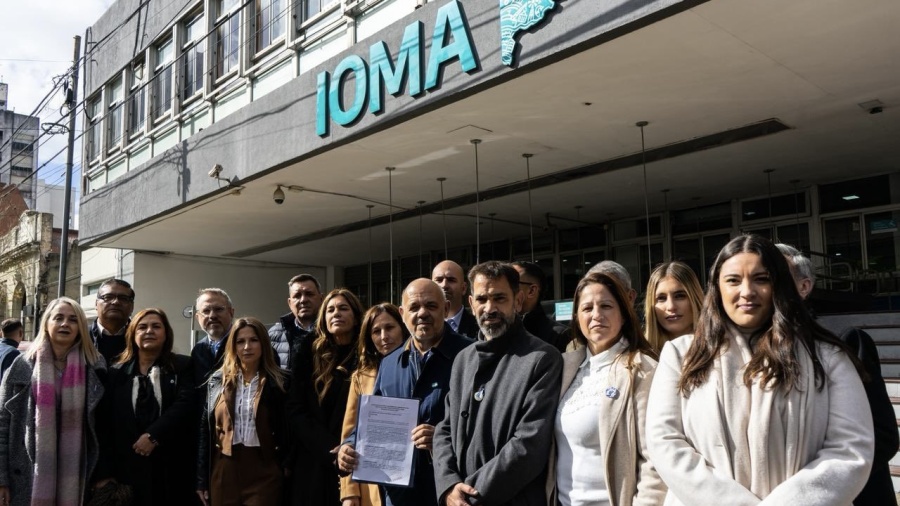 La Libertad Avanza fue a IOMA “en defensa de los bonaerenses”: ”2 millones de afiliados abandonados”